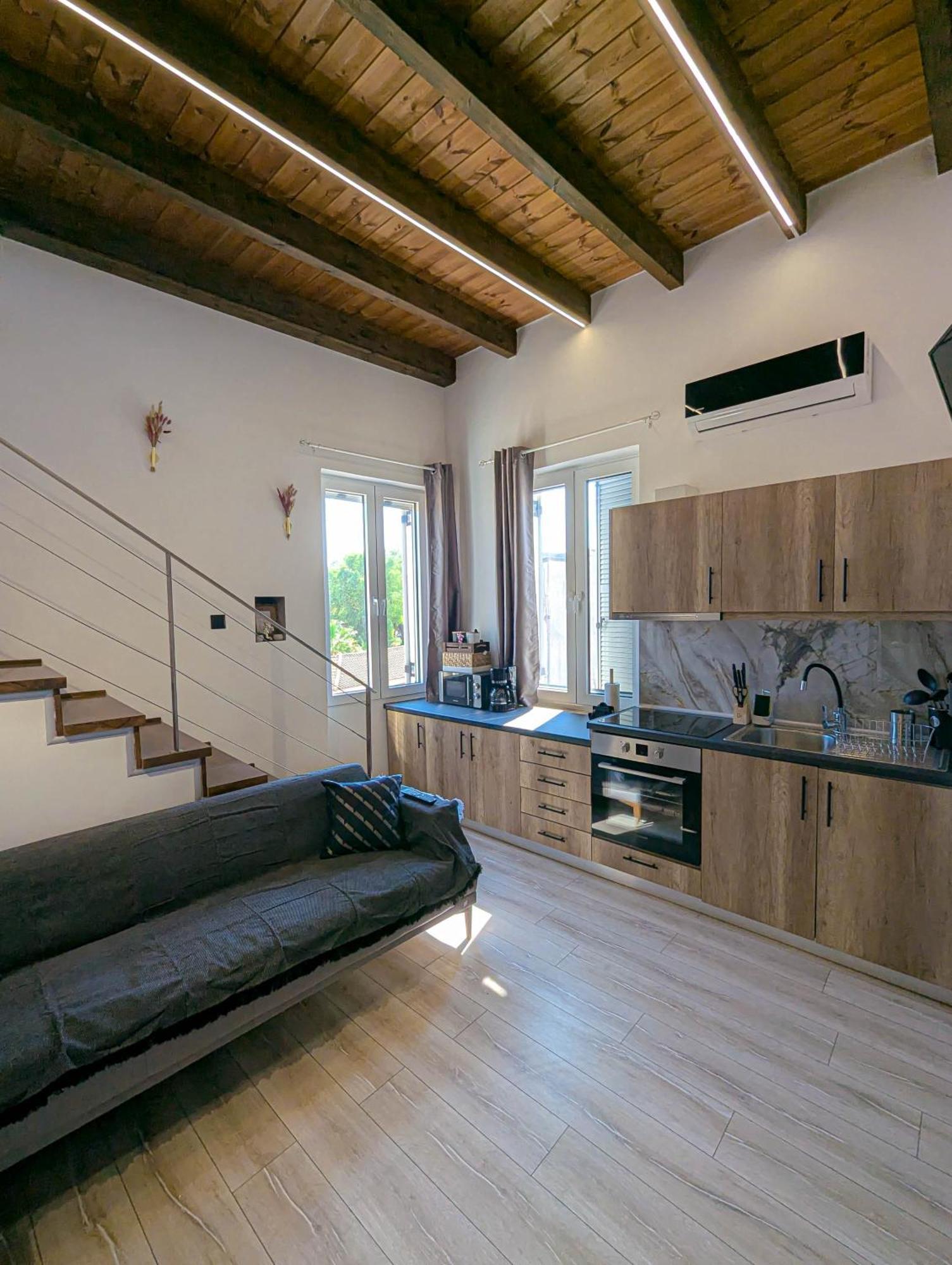Ionian Pearl Apartments And Suites Corfu  Εξωτερικό φωτογραφία